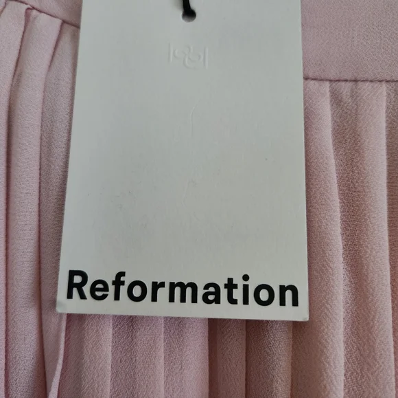 REFORMATION PINK LOVELL BLOSSOM CHERRY PLEATED MINI SKIRT Med NWT - Picture 3 of 11